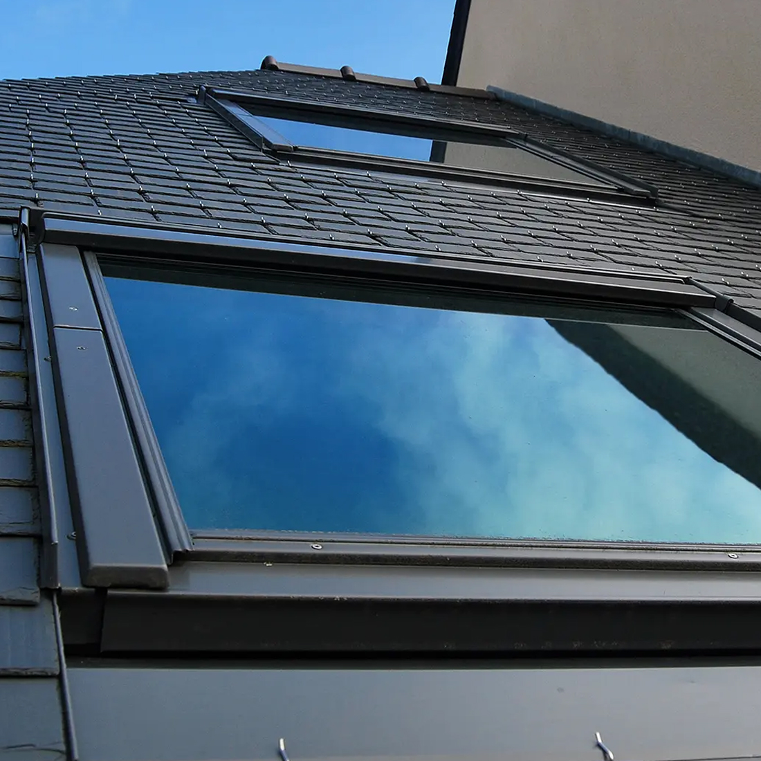 Installation de fen$etre de toit Velux à Clamart (92140) dans les Hauts-de-Seine 92